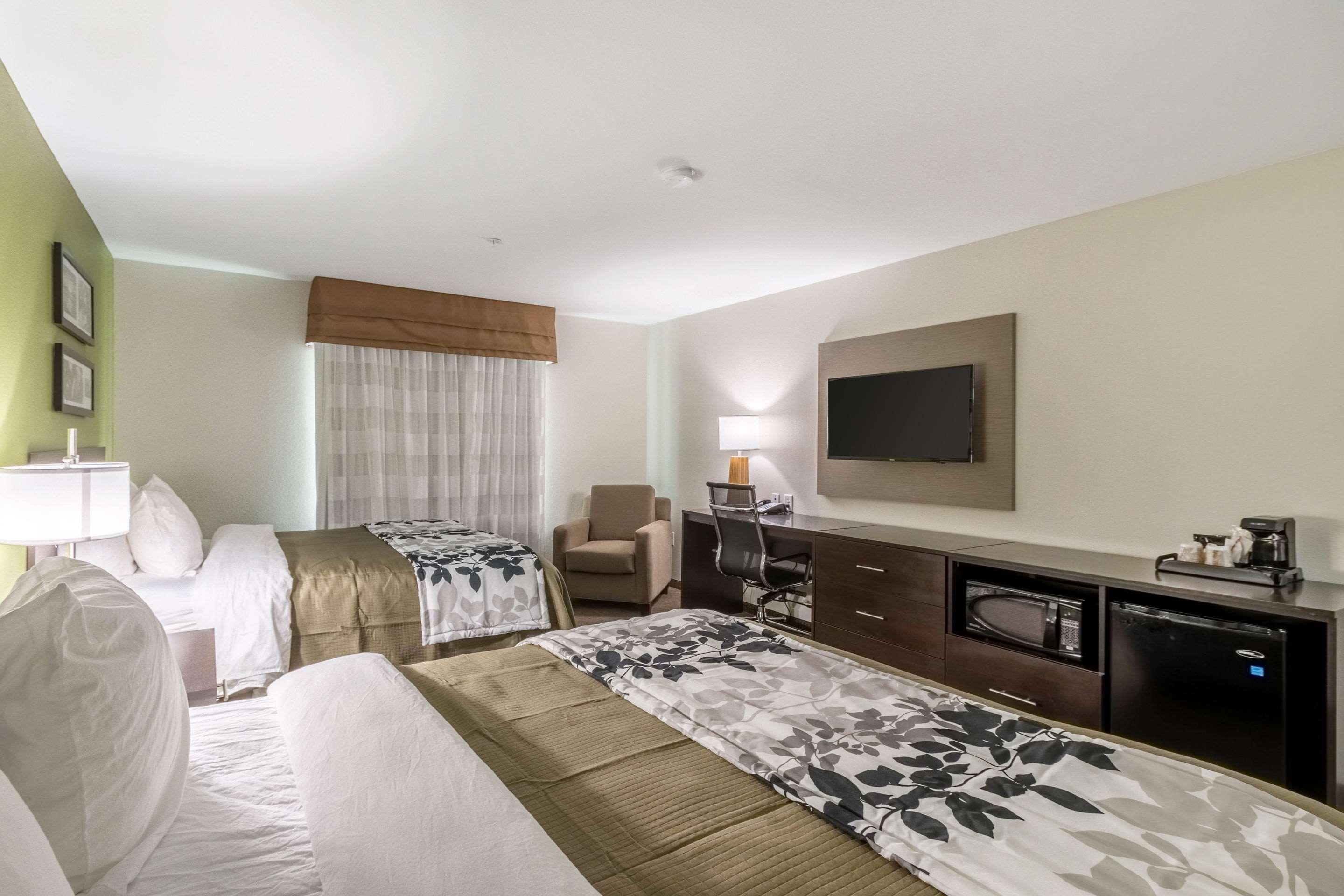 Sleep Inn & Suites Колидж Стейшън Екстериор снимка